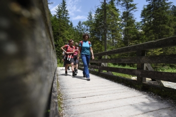 Hiking tour onto Zugspitze (2962m) via Reintal