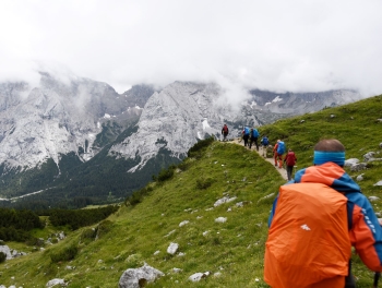 Through the wild Mieminger mountain range to the Zugspitze (5 days)